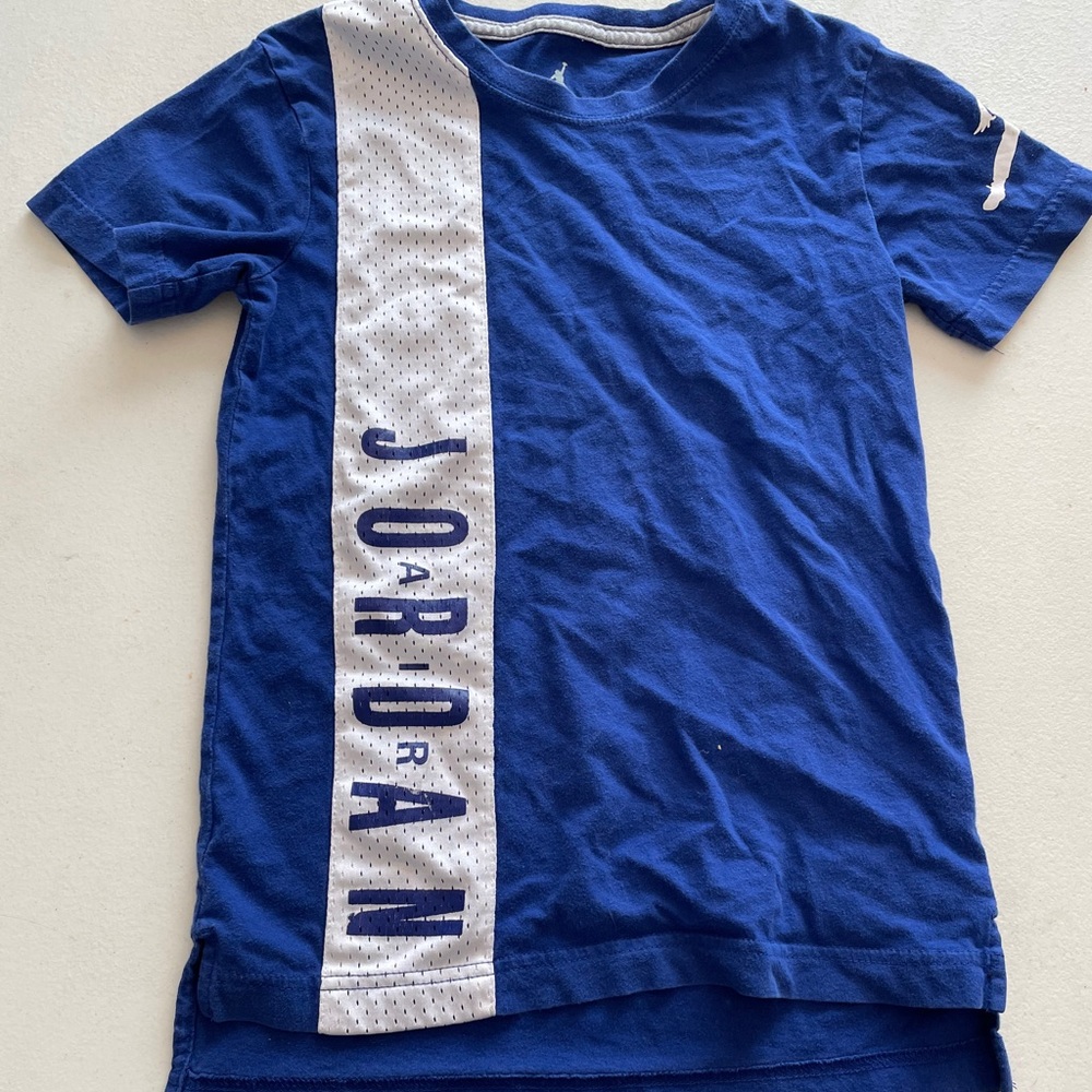 Jordan short sleeve tee shirt